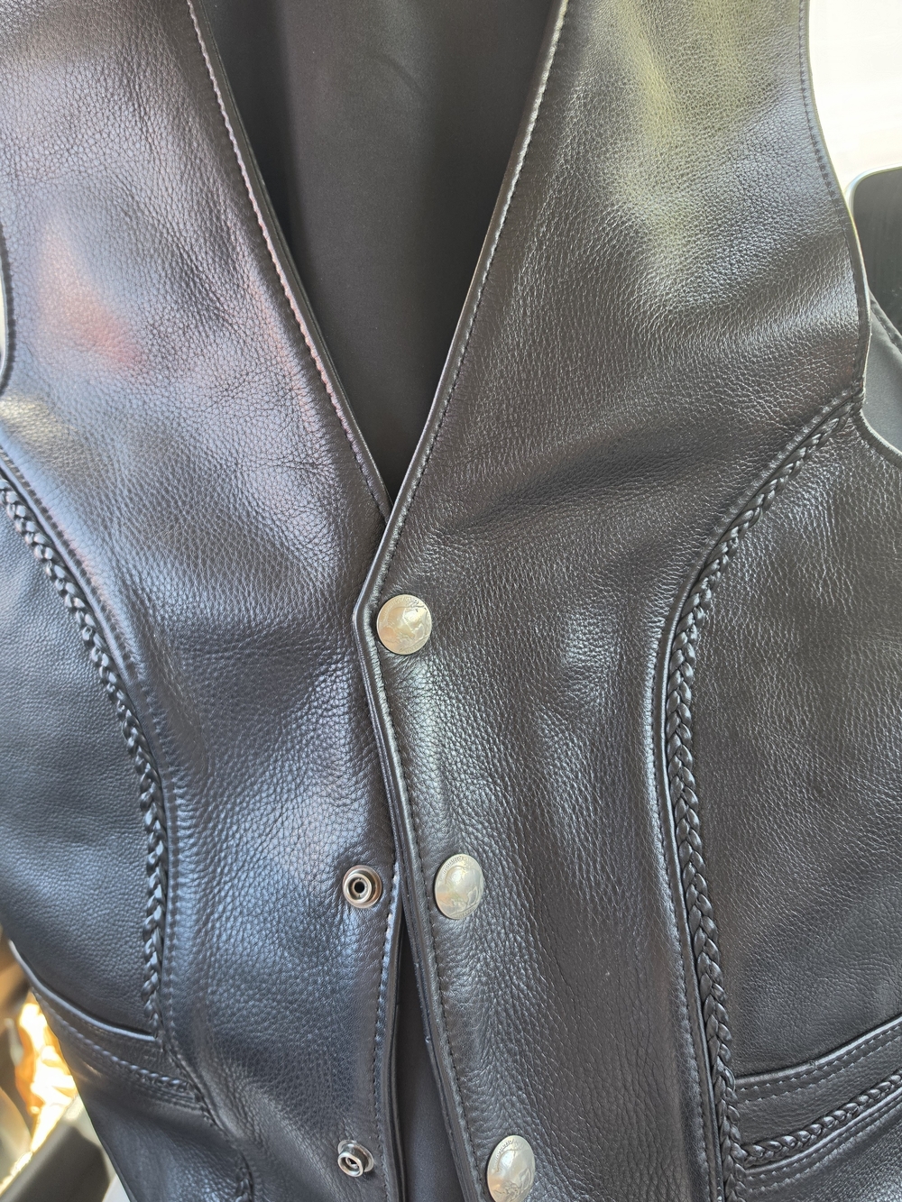 Men's Black Leather Biker Vest with Braided Detailing - Picture 2 of 3